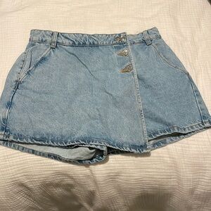 Zara Jean skort